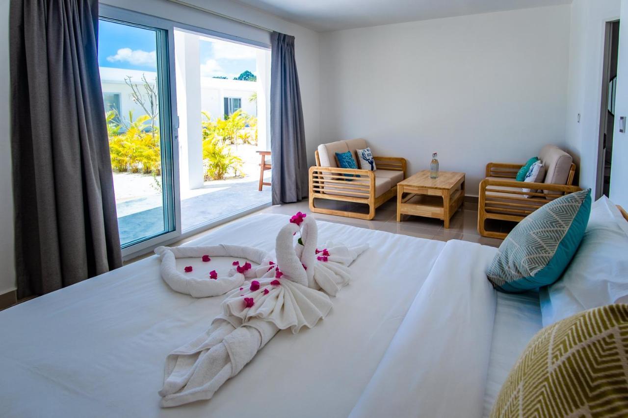 You&Me Resort Pagoda Beach Exterior photo