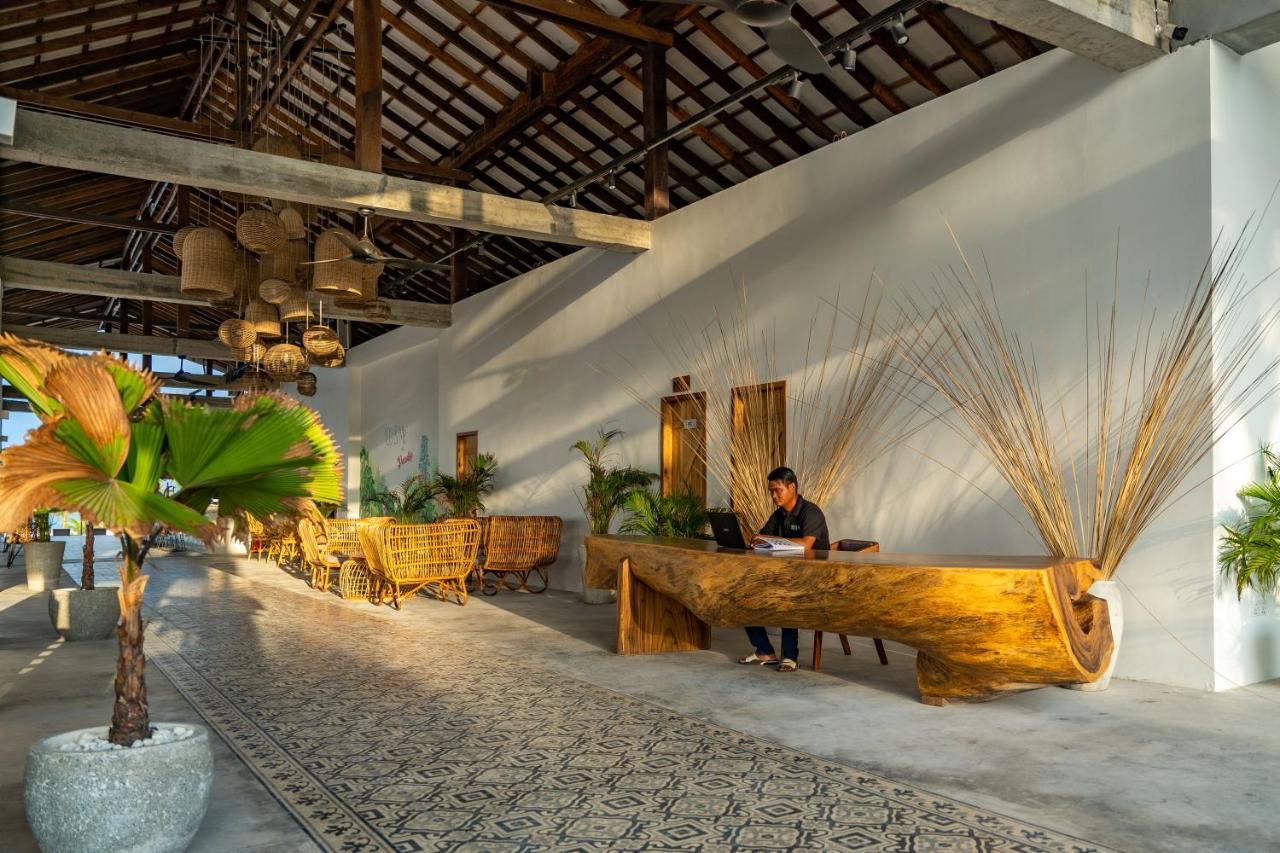 You&Me Resort Pagoda Beach Exterior photo